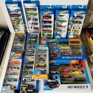 Hot Wheels Grande Lotto Lavoro Auto Sigillate Confezioni Regalo Inc Muscle Cars Batman Superman - Foto 1 di 5