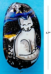 Beautiful Cat Pendant Bead 1.7" x 1" - Picture 1 of 2