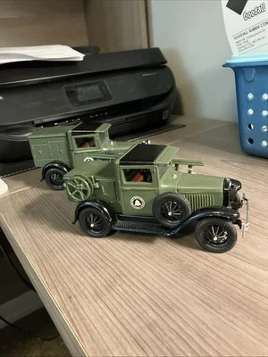 VINTAGE 1984 THE YORKSHIRE CO. BELL SYSTEM TELEPHONE Trucks, Lot of 2 - Image 1 of 4