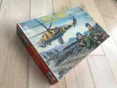 Diorama esci MI 24 HIND RUSSIAN SPETNAZ 1/72 ref 9076 - Photo 1/4