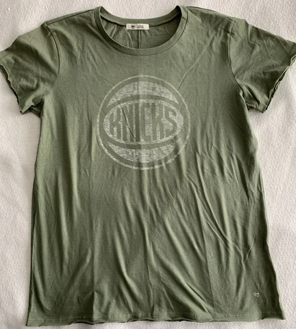 NY KNICKS WOMENS SHIRT 47 BRAND LARGE MSG NBA BASKETBALL VINTAGE GREEN LOGO Cover