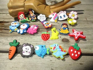 LOT 1 - CROC CHARMS JIBBITZ  20 PCS FRUIT ANIMALS DISNEY CHARACTERS - Picture 1 of 4