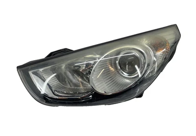 ПЕРЕДНЯЯ ФАРА В СБОРЕ ЛЕВАЯ СО СТОРОНЫ ПЕРЕДНЕГО ПАССАЖИРА HYUNDAI iX35 2010-2013 - Изображение 1 из 4