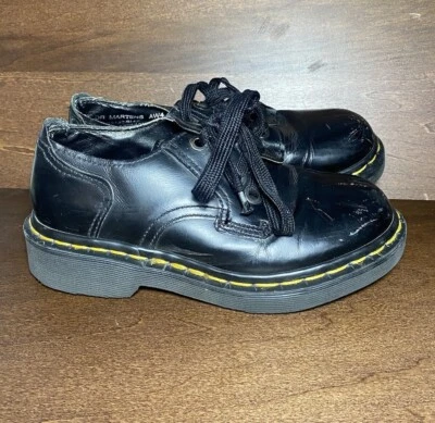 Vintage Dr Martens 8065 Mary Janes Shoes Made In England Women's UK 3/ US 4 - Image 1 of 4