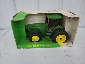 1/16 Ertl John Deere 8400 With Duals Toy Tractor In Box - Picture 1 of 7