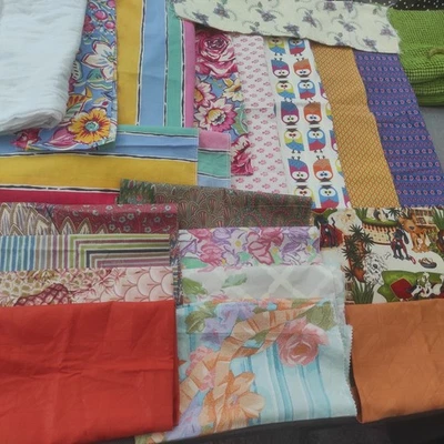 Stoffreste Baumwoll-Stoffe für Patchwork -  20 versch. Stoffe Uni & gemustert - Bild 1 von 4