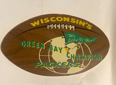 老式20世纪60年代绿湾包装工队冠军木制标志牌足球  — 第 1/2 张图片