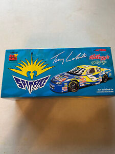 NASCAR 1999 Action 1/24 Terry Labonte #5 Racers Kelloggs Chevy Monte 1 of 7500