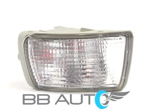 NEW RH FRONT BUMPER PARK SIGNAL LIGHT LENS W/O DRL for 2003-2005 TOYOTA 4RUNNER - Picture 1 of 3