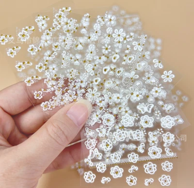 10 Hojas Blanco Encaje Flor Margarita Oro Estrás Arte en Uñas Pegatinas Decoración XF Foto 1 de 4