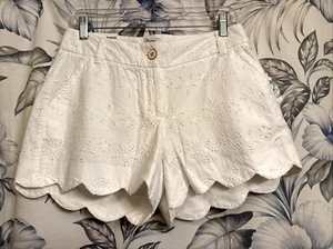 Crown & Ivy Damen weiß Shelby Spitze strukturiert Chino Shorts Größe 6P (30"x4") Neu mit Etikett - Bild 1 von 6