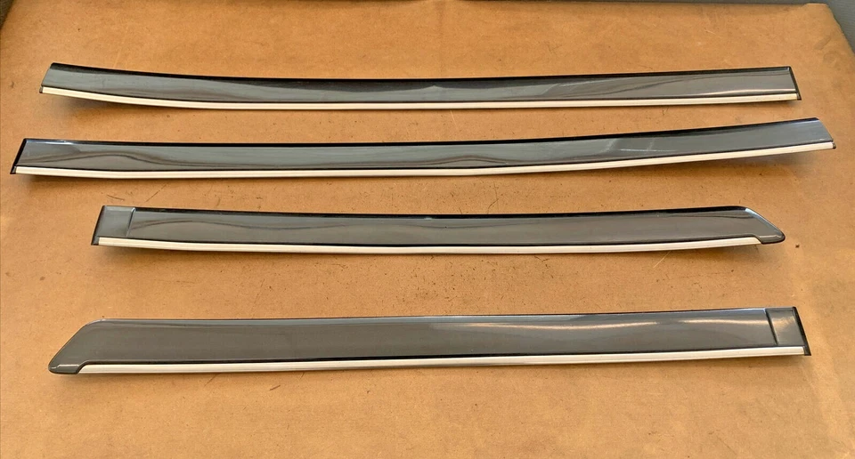 Juego de molduras de puerta delantera trasera derecha izquierda zafiro negro Volvo S80 1999-2006  Foto 1 de 4