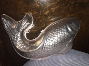 Vintage Fish Cake, Jello, Etc Mold Wall decor 4 Cups Hong Kong - Picture 1 of 11