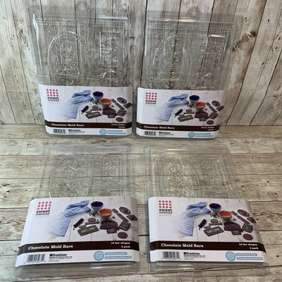 Lot of 8 Plastic Mixed Theme Candy Chocolate Bar Molds 10 Different Words Shapes - Image 1 of 4