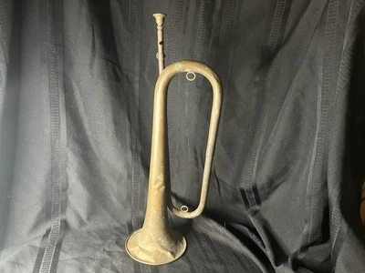 Antique Military Brass Bugle with Mouthpiece - Image 1 of 4