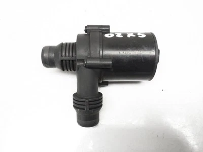 Bomba de agua eléctrica auxiliar BMW X5 2001-2006 64-11-6-913-489 64116913489 Foto 1 de 4