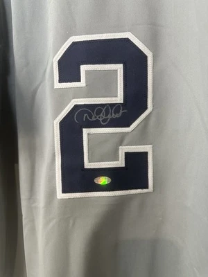 Camiseta deportiva autografiada firmada por Derek Jeter de los Yankees de Nueva York Steiner certificado de autenticidad  Foto 1 de 4