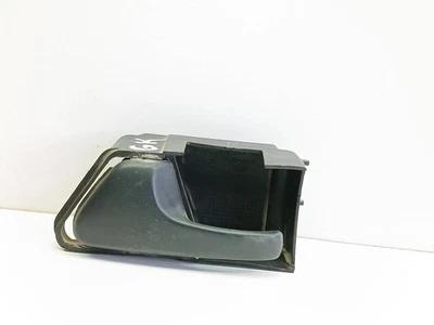 Volkswagen Golf III 1994 Innentürgriff Innentüröffner hinten UST127160 — 第 1/4 张图片