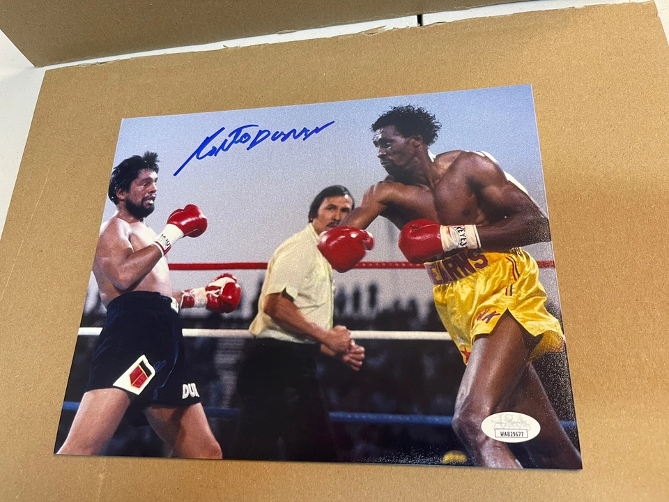 ROBERTO DURAN SIGNED AUTOGRAPHED 8x10 PHOTO w/Tommy Hearns  JSA Color Pose - Image 1 of 1