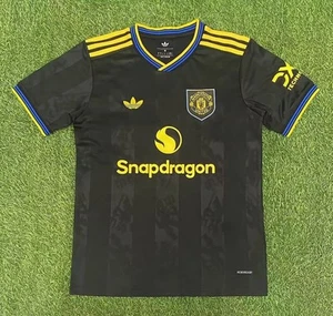 Manchester United Third Kit 25/26 - Picture 1 of 2