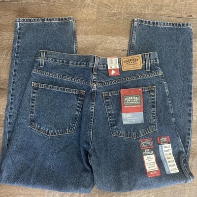 Levi Strauss Signature  Men's Relaxed Fit Premium Denim Blue Jeans 38x32 New - Image 1 of 4