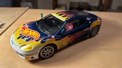 Ferrari 360 Modena Hot Wheels flames 1:18 coche escala diecast - Imagen 1 de 4