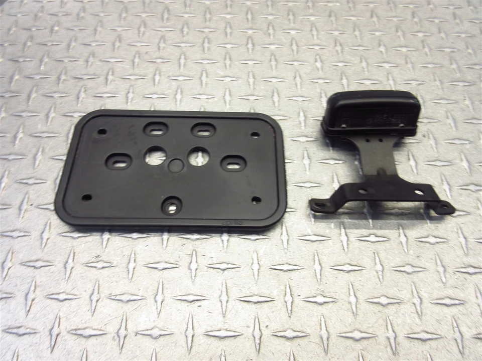 Aprilia Atlantic 500CC 2004 01-04 Scooter Trasero Guardabarros Placa Soporte de Montaje Foto 1 de 4