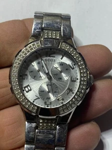 Unisex Silver Tone Guess G125571 Analog Watch - Picture 1 of 5