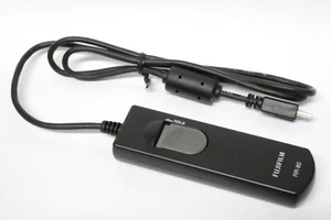 Fujifilm original Kabelauslöser / Fernauslöser gebraucht RR-80 für HS20 HS30 usw - Picture 1 of 4