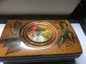 Hermosa caja de música de cigarrillos de madera pintada a mano española Costa Brav - Imagen 1 de 12
