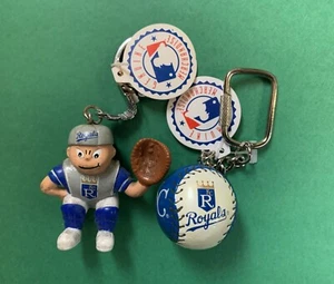 Especial MLB - Par de llaveros de béisbol de los Reales de Kansas City. - Imagen 1 de 2