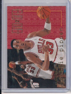 1995-96 Fleer End 2 End Scottie Pippen