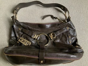 Ladies DKNY shoulder handbag - Picture 1 of 7