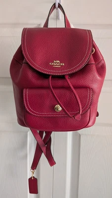 Bolso Mochila Convertible Coach C4121 Pennie 22 Cuero Guijarro Rojo Cereza Usado en Excelente Condición Foto 1 de 4