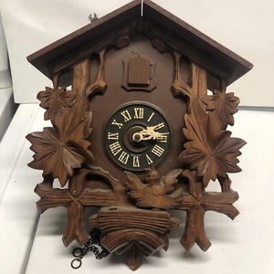 Orologio a cucù tedesco Foresta Nera movimento regolare 859 34-L - Foto 1 di 8