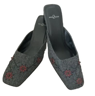 Vtg  ANNE KLEIN 2 Gray Flannel Square Toe Mules Embroidered Floral Designs 8.5M - Image 1 of 4