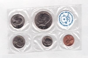 1986-P  MINT SET  PUT OUT BY KRAUSE PUBLICATIONS - Picture 1 of 2