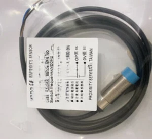 1X NEW TLX-18N08E2 proximity switch - Picture 1 of 2