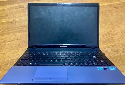 Samsung Laptop Window 10 Intel Core i3 - Image 1 of 4