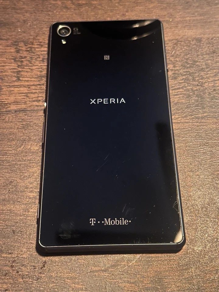 Teléfono Celular Sony Xperia Android T-MOBILE Negro SOLO PARA REPUESTOS Ver Descripción Foto 1 de 4