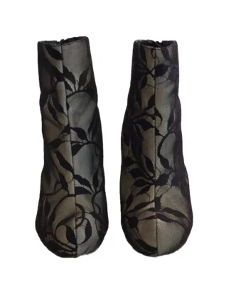 Botines de encaje de aguja negros y grises talla 7 (US) Foto 1 de 4