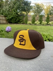 VINTAGE SAN DIEGO PADRES NEW ERA pro model leather WOOL FITTED HAT SIZE 7 3/8 - Picture 1 of 9
