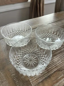 Dessertbecher aus Glas - Bild 1 von 3