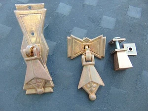 Lot 3 x Vintage Art Deco Brass Decorative Furniture Drawer Handles / Escutcheon - Picture 1 of 7