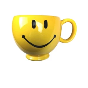 Teleflora Smiley Becher Gelb 20oz Kaffeetasse Becher Happy Face Emoji - Bild 1 von 3