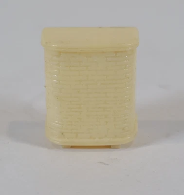 Cesta de lavandería vintage para casa de muñecas Marx años 60 beige 1" Foto 1 de 4