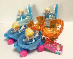 Disney Princess 4 Little People Floats 2 Elsa and 2 Cinderella Fisher Price - Picture 1 of 4