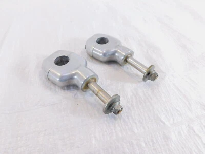 Abrazaderas elevadoras de montaje en manillar delantero superior/inferior Honda VT700 VT800 Shadow 700 800 Foto 1 de 4