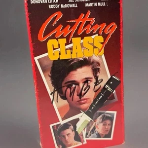 Cutting Class (1989) 1995 RELEASE- Slasher Film VHS Starring Brad Pitt - Bild 1 von 6