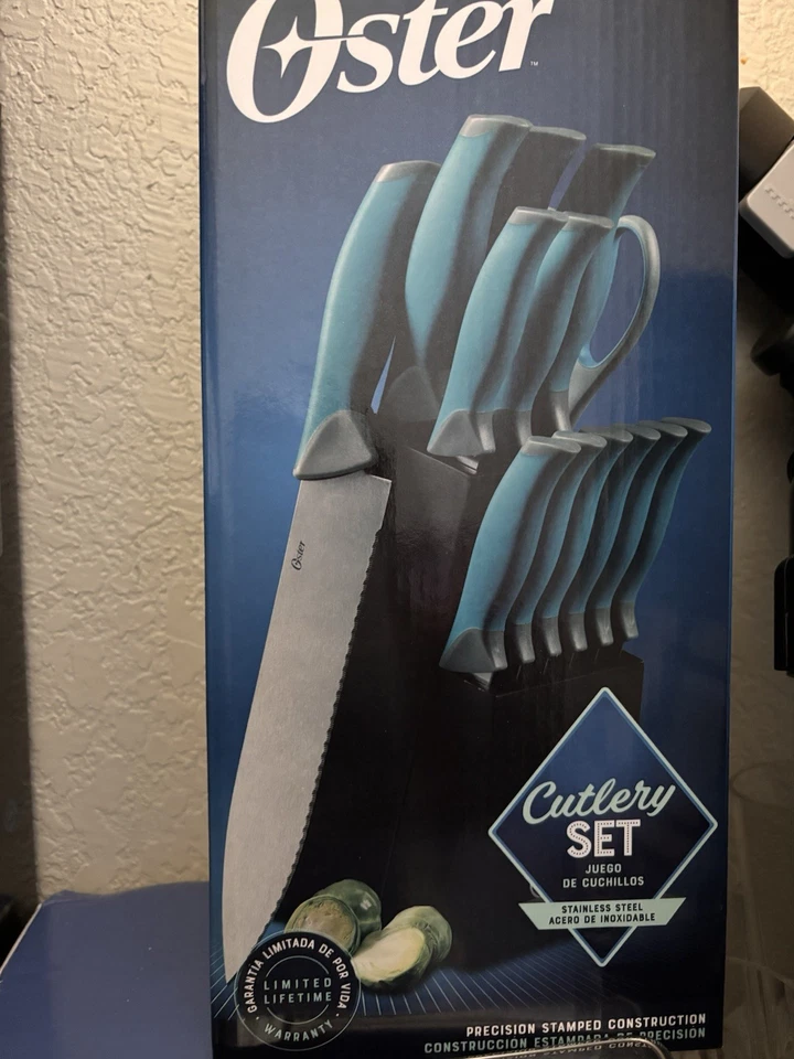 Juego de cubiertos Oster Evansville de acero inoxidable de 13 piezas con asas turquesa Foto 1 de 1